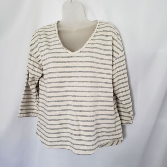 Matilda Jane Anything But Ordinary V Neck top - Picture 2 of 5